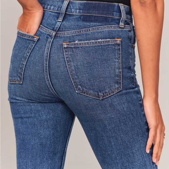 Abercrombie Distressed Women's Jeans - Picture 3 of 9